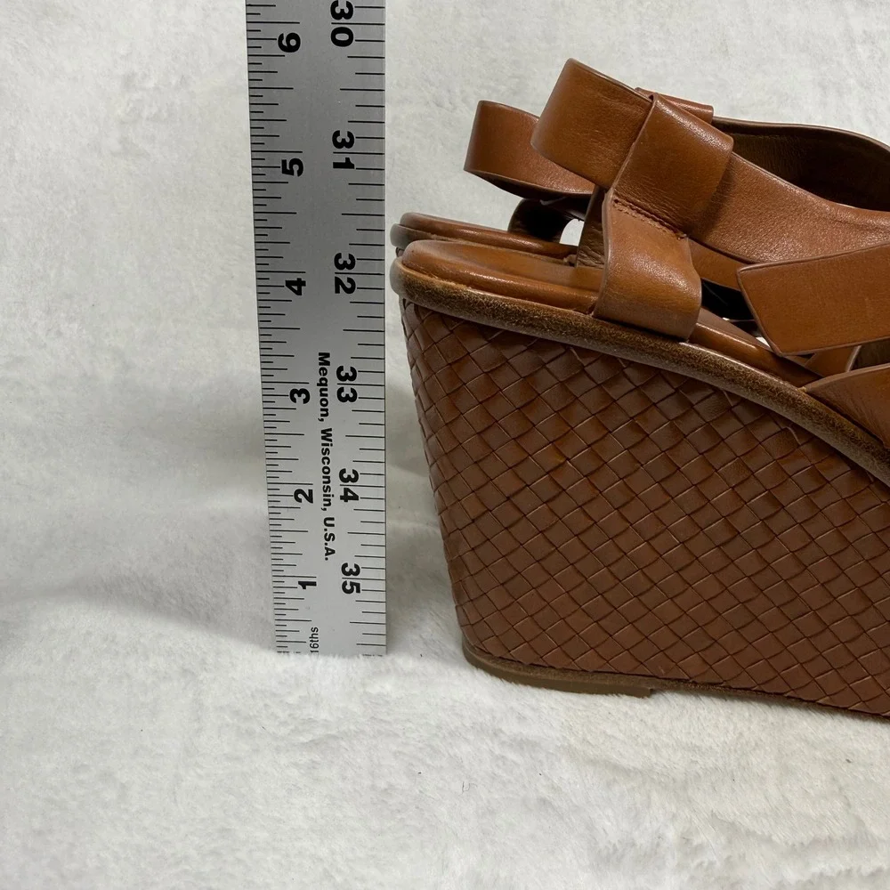 Michael‎ Kors Collection Tan Leather Woven Platform Wedge Sandals 38.5/8